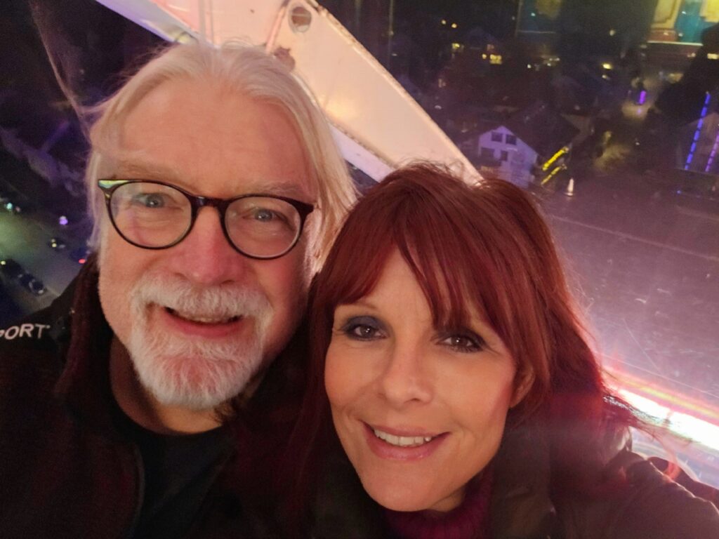 mein Freund Jonny Hofer und Autorin Cerstin Rapske im Riesenrad